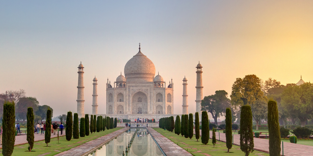 Taj Mahal, Agra, India.