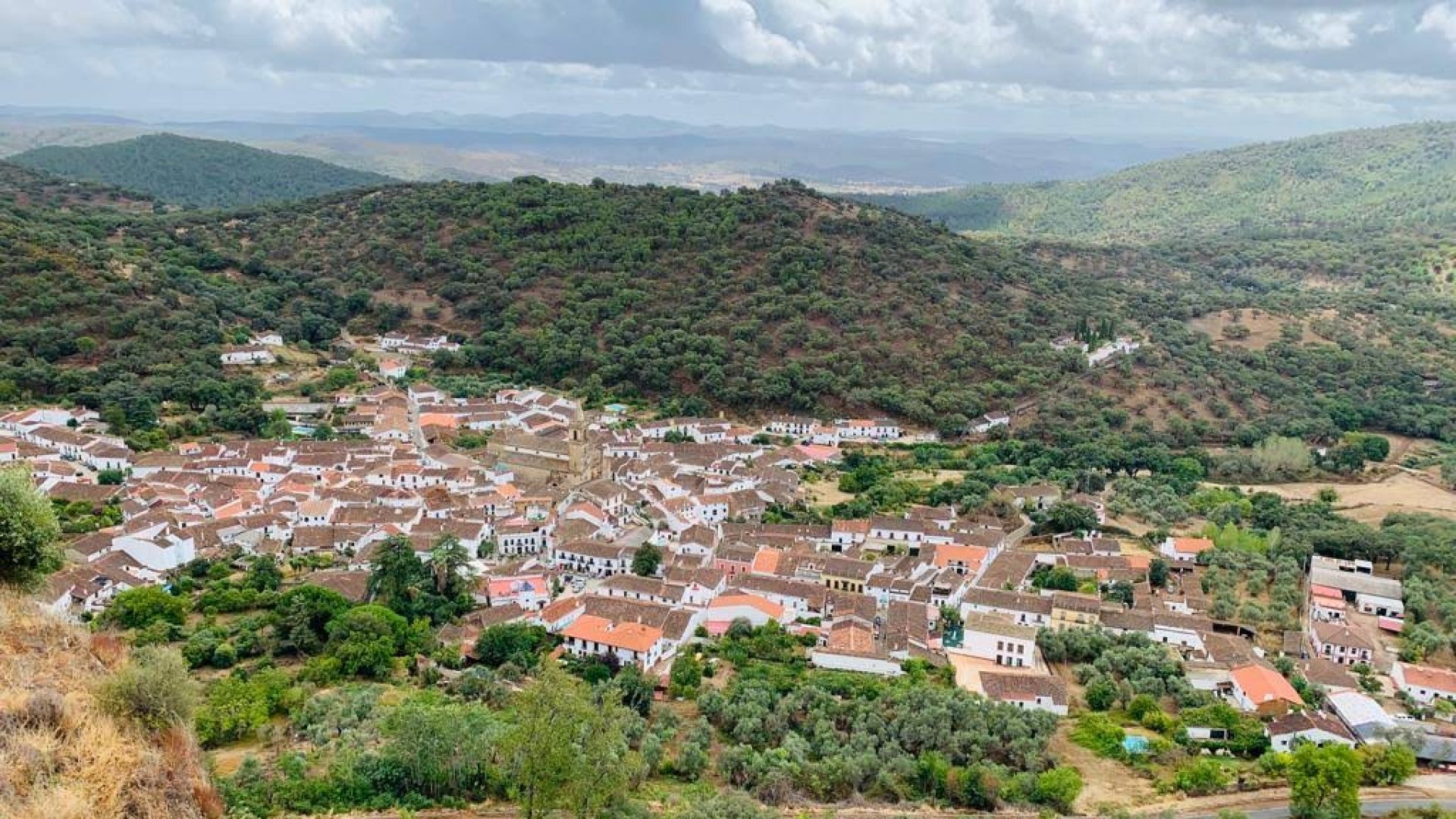 Viaje para descubrir la naturaleza en la Sierra de Aracena | ViajarSolo