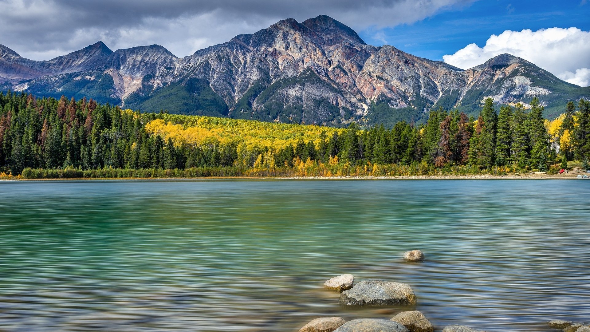 viaja-al-oeste-de-canad-y-conoce-su-naturaleza-salvaje-viajarsolo