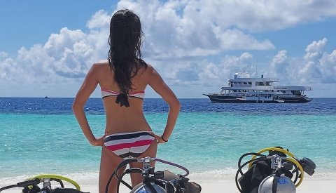 Maldivas en barco