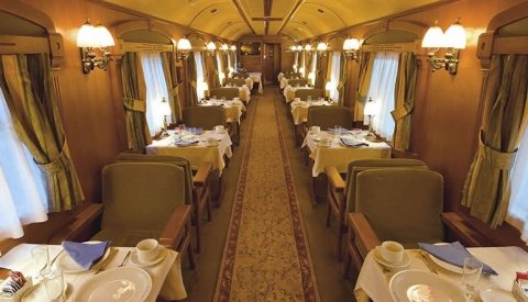 En Tren de lujo por la Costa Verde