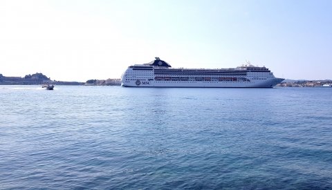Descubre Grecia en crucero