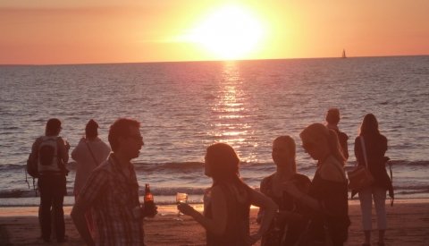 Puente de Mayo single y salsero