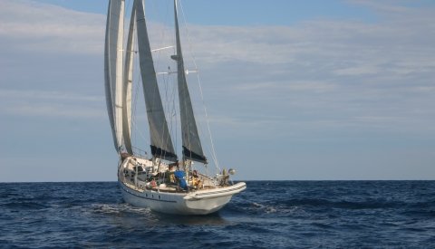 Velero rumbo a Menorca