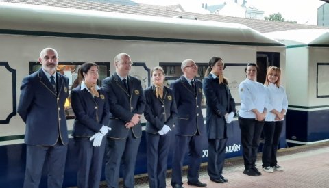 En Tren de lujo por la Costa Verde