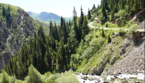 Descubre Kirguistán