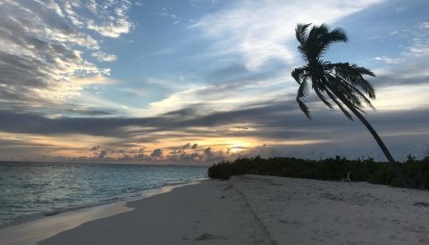 Maldivas Entre Atolones