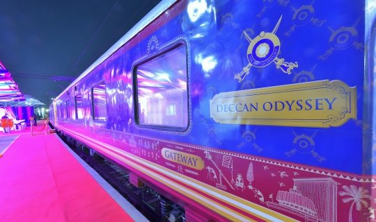 En tren de lujo por India