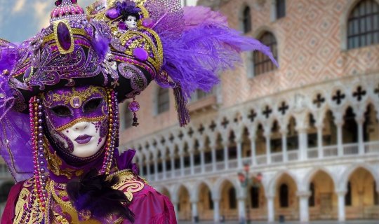 De Carnaval por Venecia
