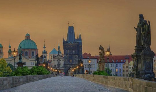 Praga Single