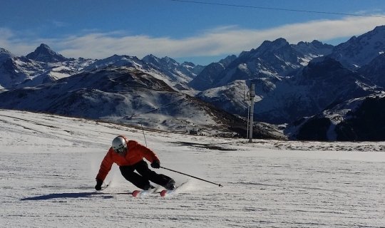 Esquía en el Pirineo Francés